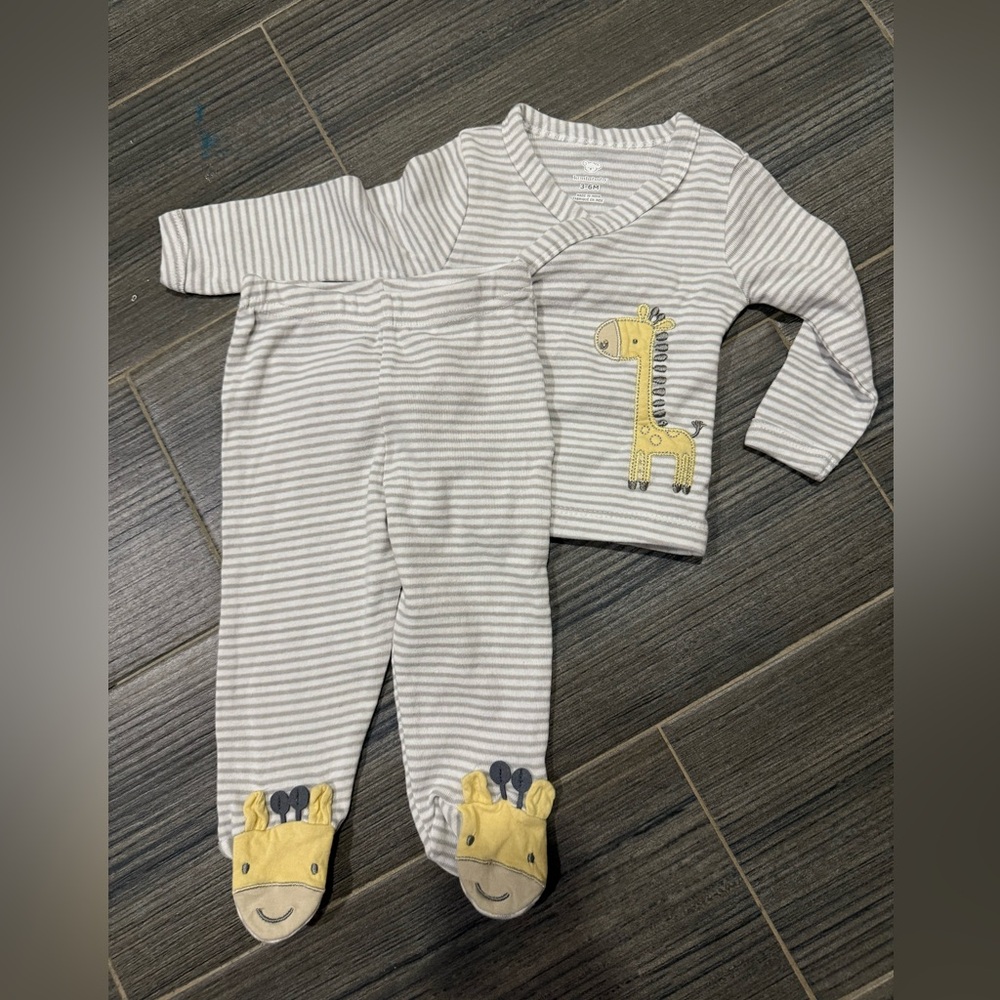KoalaBaby two piece 3-6 months baby